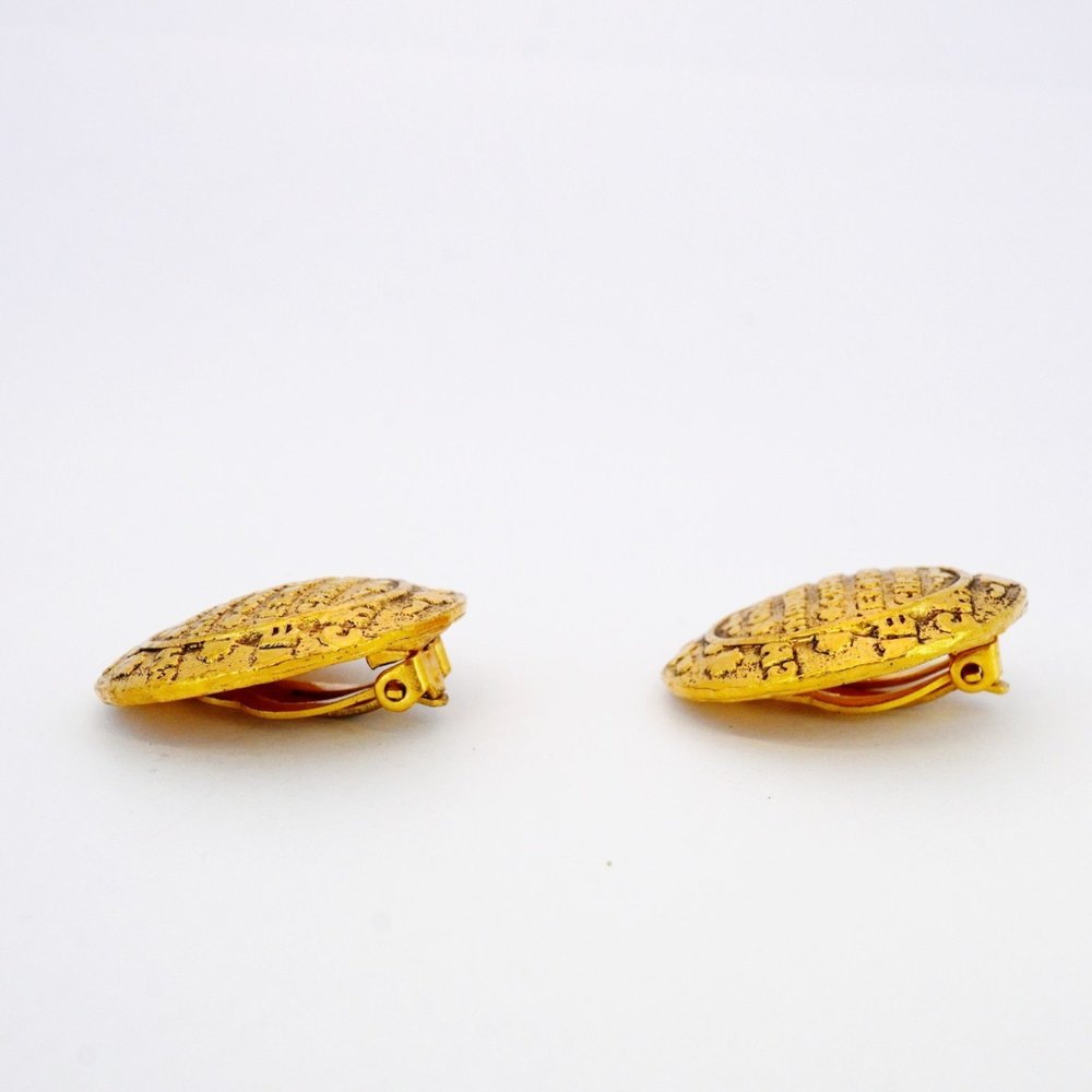 CHANEL Gold Earrings - Picture 3 of 7